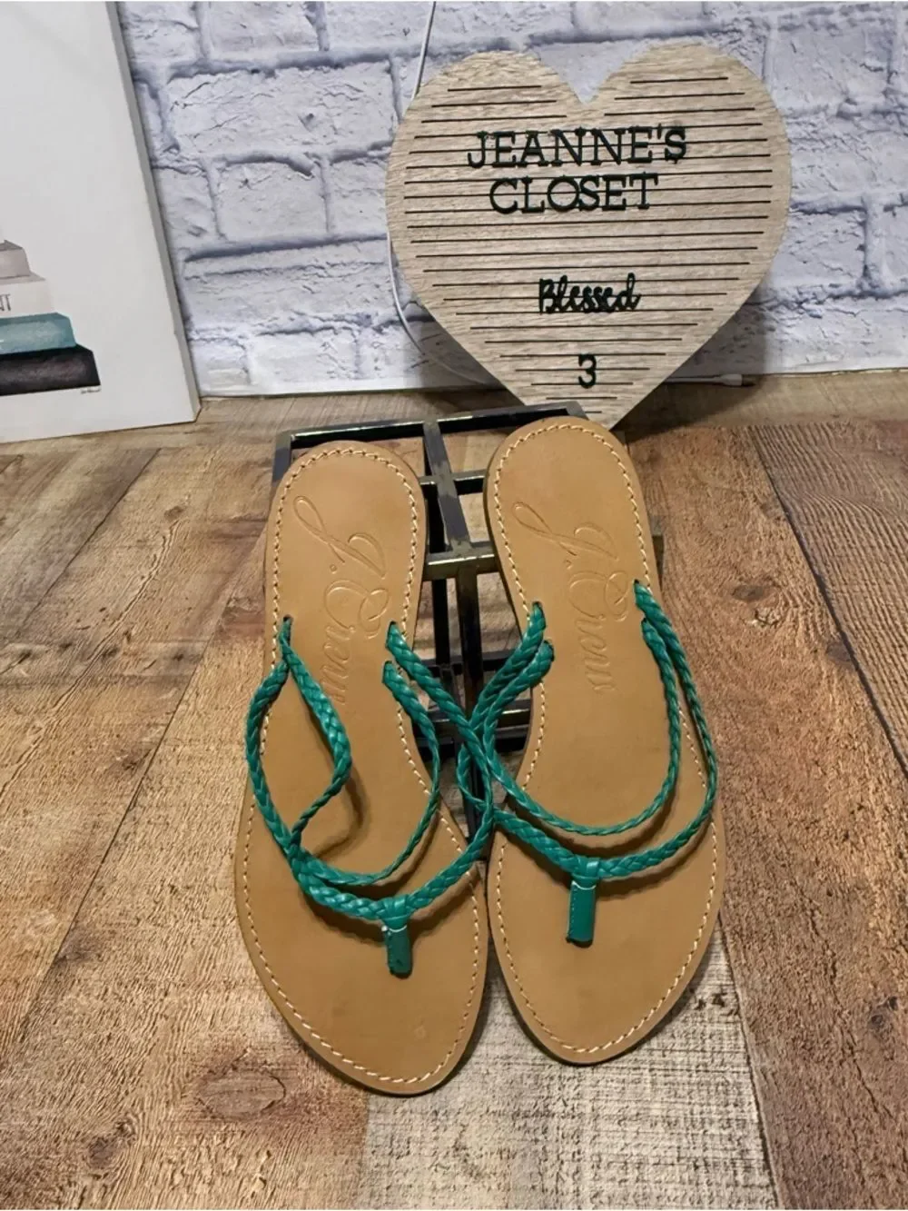 J crew Capri braided-strap flip-flops green size 5